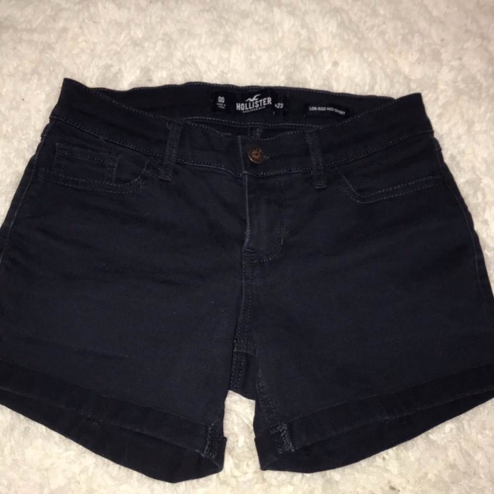 Hollister jean shorts, navy size 00